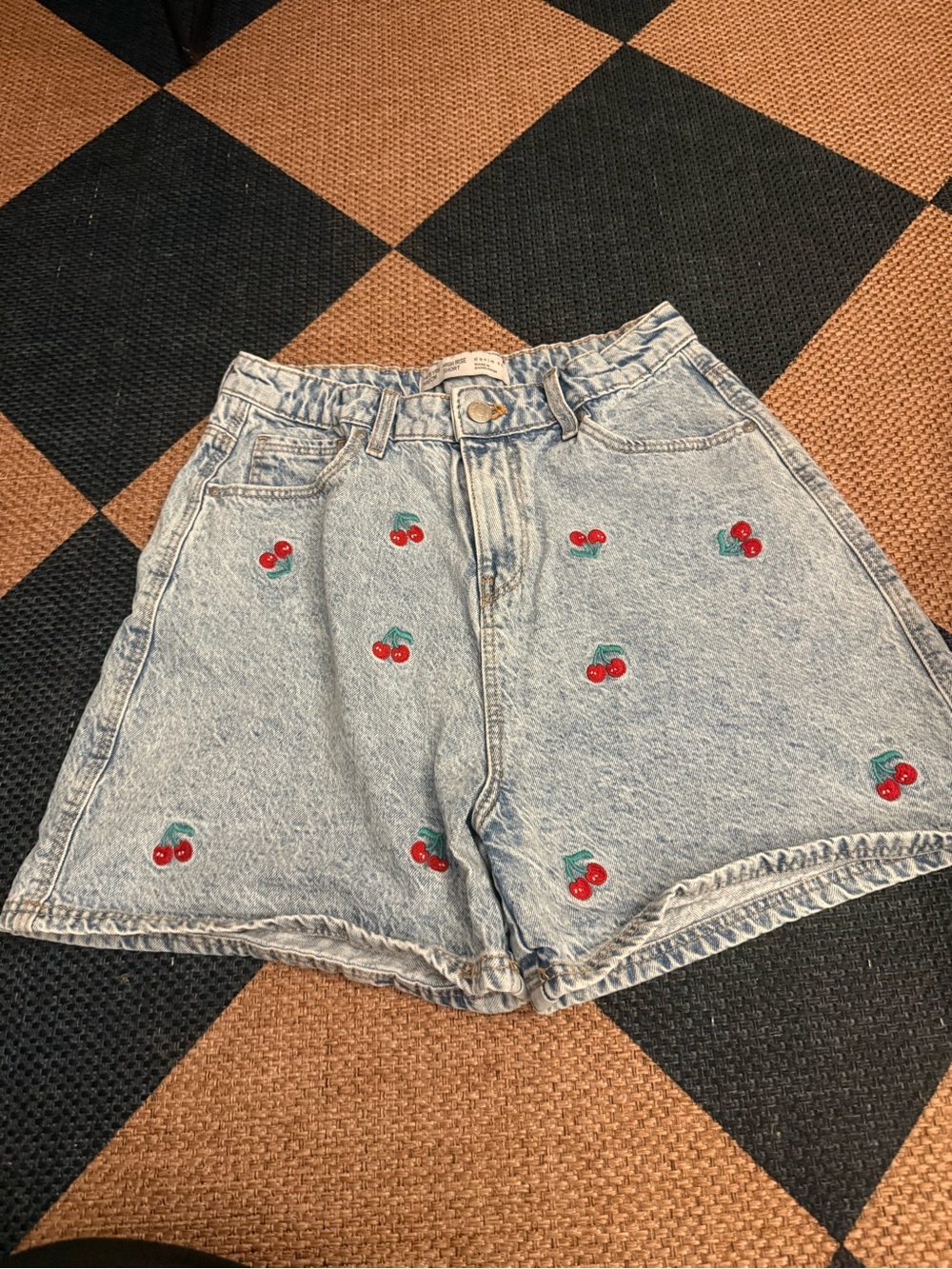 Denim&Co Light Blue High-Rise Short Jeans